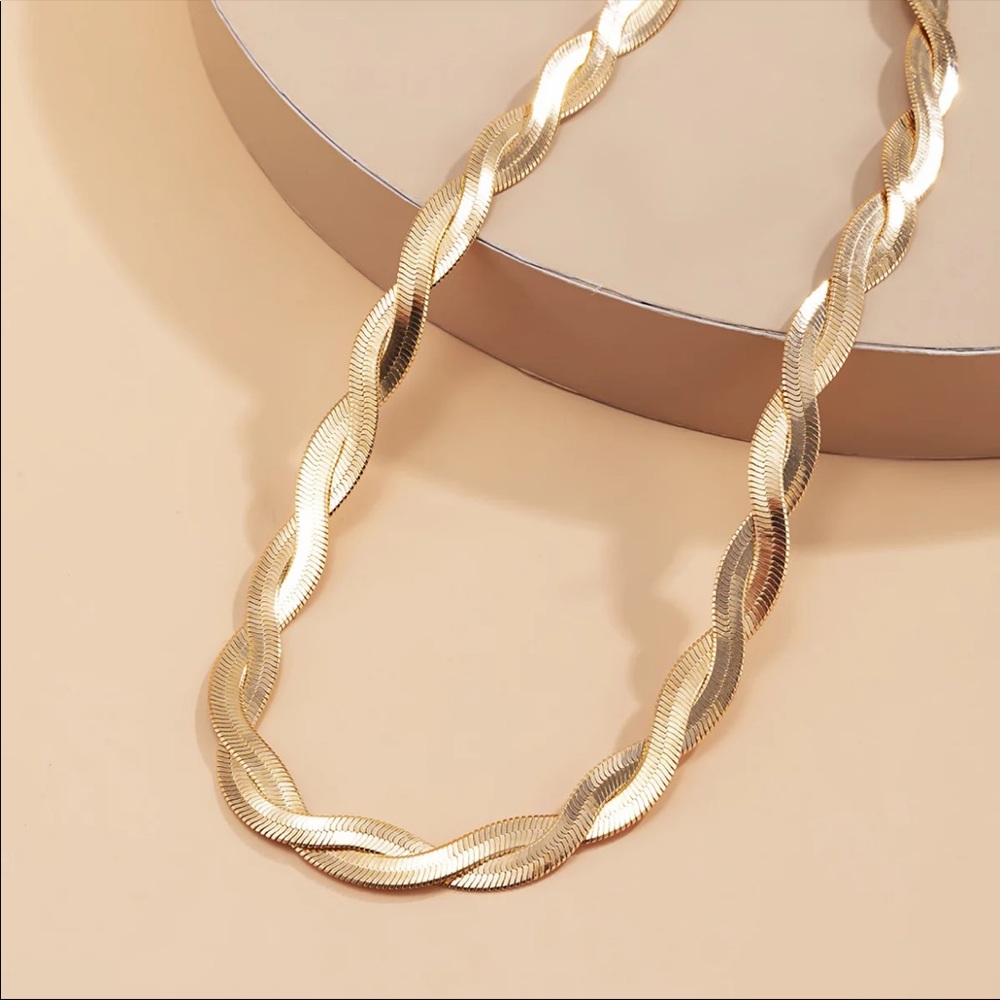 NEW 18K GOLD TWISTED SNAKE CHAIN NECKLACE - Picture 4 of 6